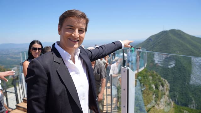 Ana Brnabić na Kablaru – otvaranje vidikovca – Foto: Jovan Nikolić