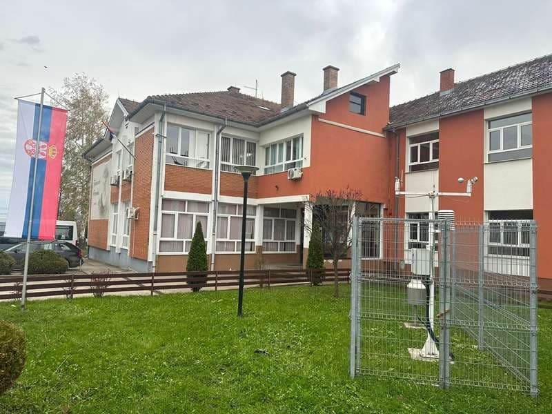 image-gallery-item