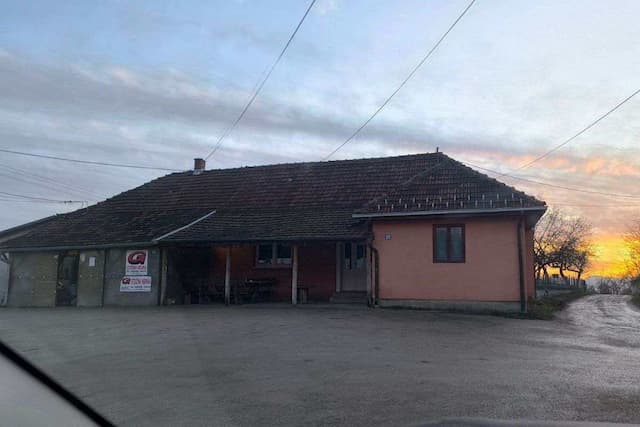 Selo ostalo bez Doma , niko ne zna kako?