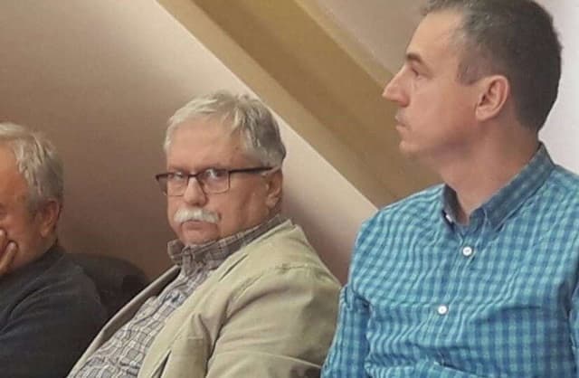 Vlasnik i direktor u nekoliko preduzeća ?!  Stojan Marković i Nebojša Jovanović dopisnik Nove S