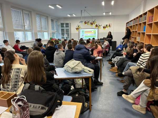 Sigurno i emocionalno odrastanje zajedno, uspešno realizovan projekat Centra za razvoj i unapređenje porodičnog funkcionisanja Horizonti i Ministarstva prosvete RS, Foto: GZS