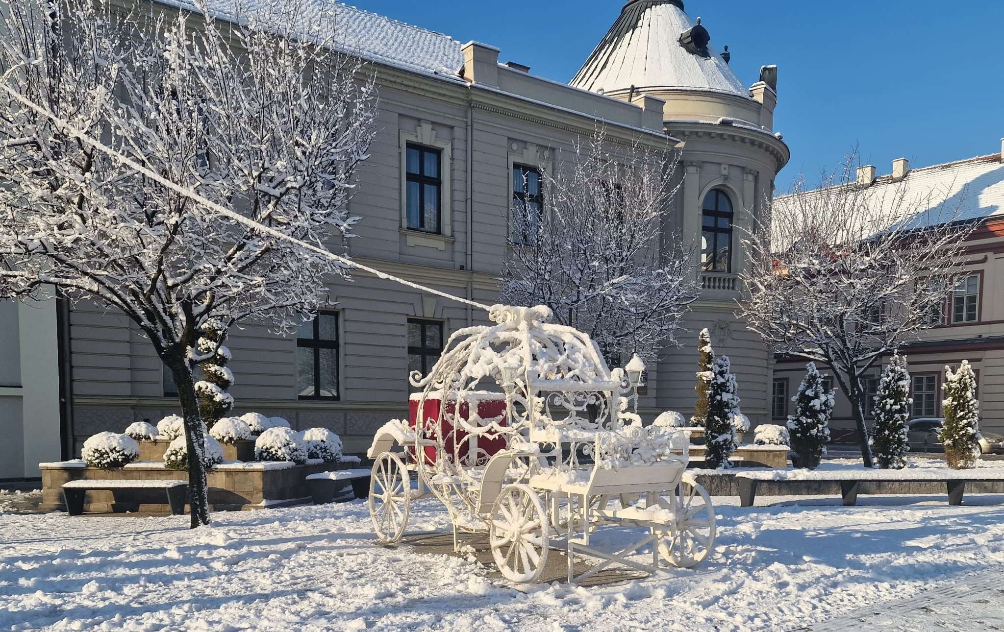 GLAS ZAPADNE SRBIJE - U Srbiji danas umereno oblačno sa sunčanim intervalima temperatura do 7 stepeni