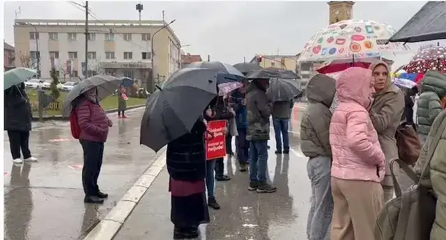 GLAS ZAPADNE SRBIJE - U Gornjem Milanovcu u toku rat za predvodnika opozicije